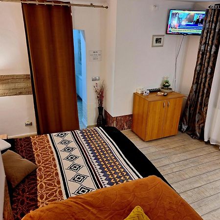 בראשוב Piata Sfatului Pietonal Apartment מראה חיצוני תמונה
